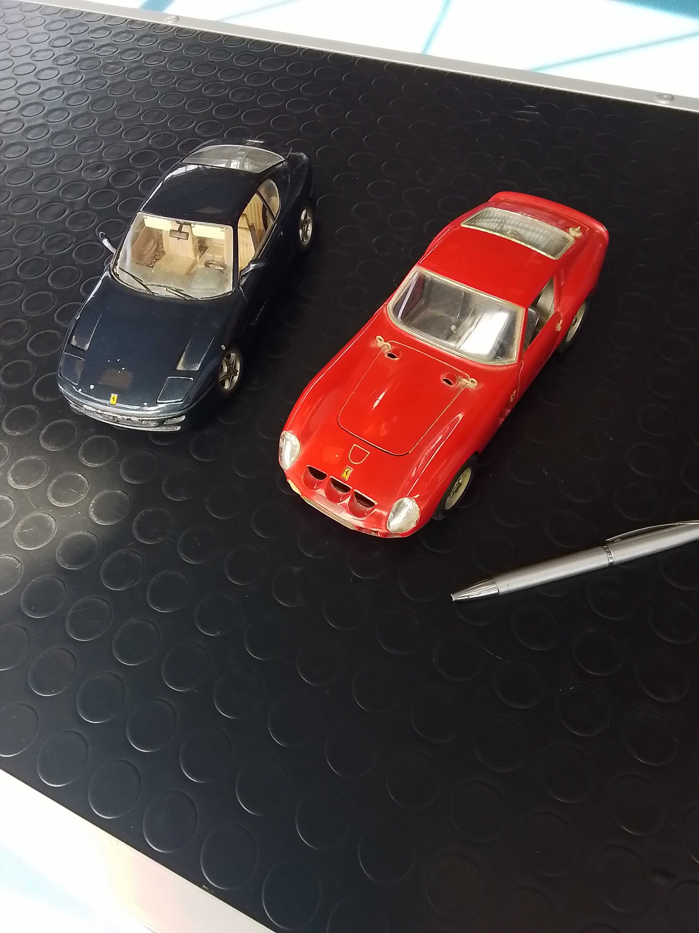 coppia auto vintage 