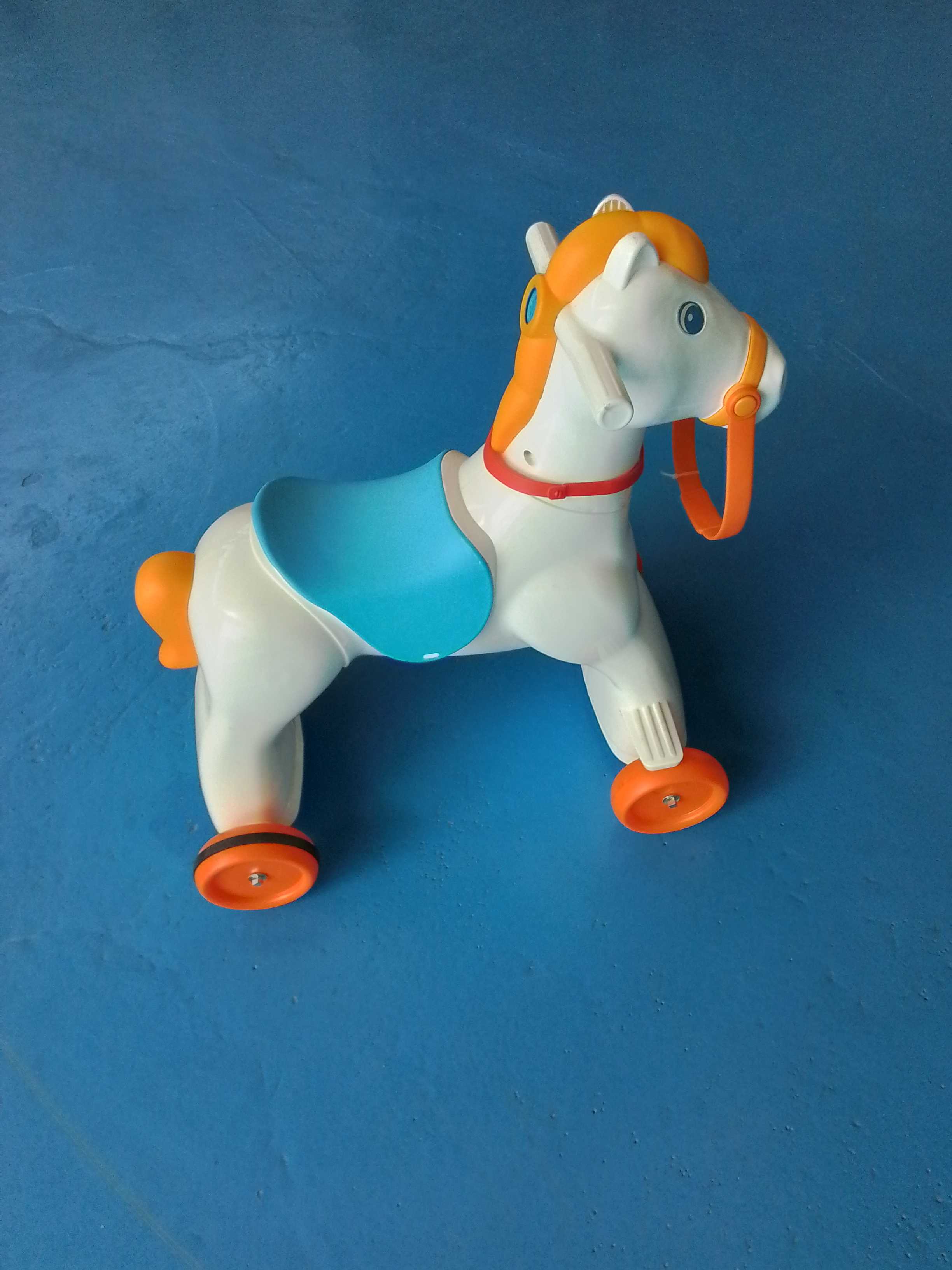 Cavallino a dondolo