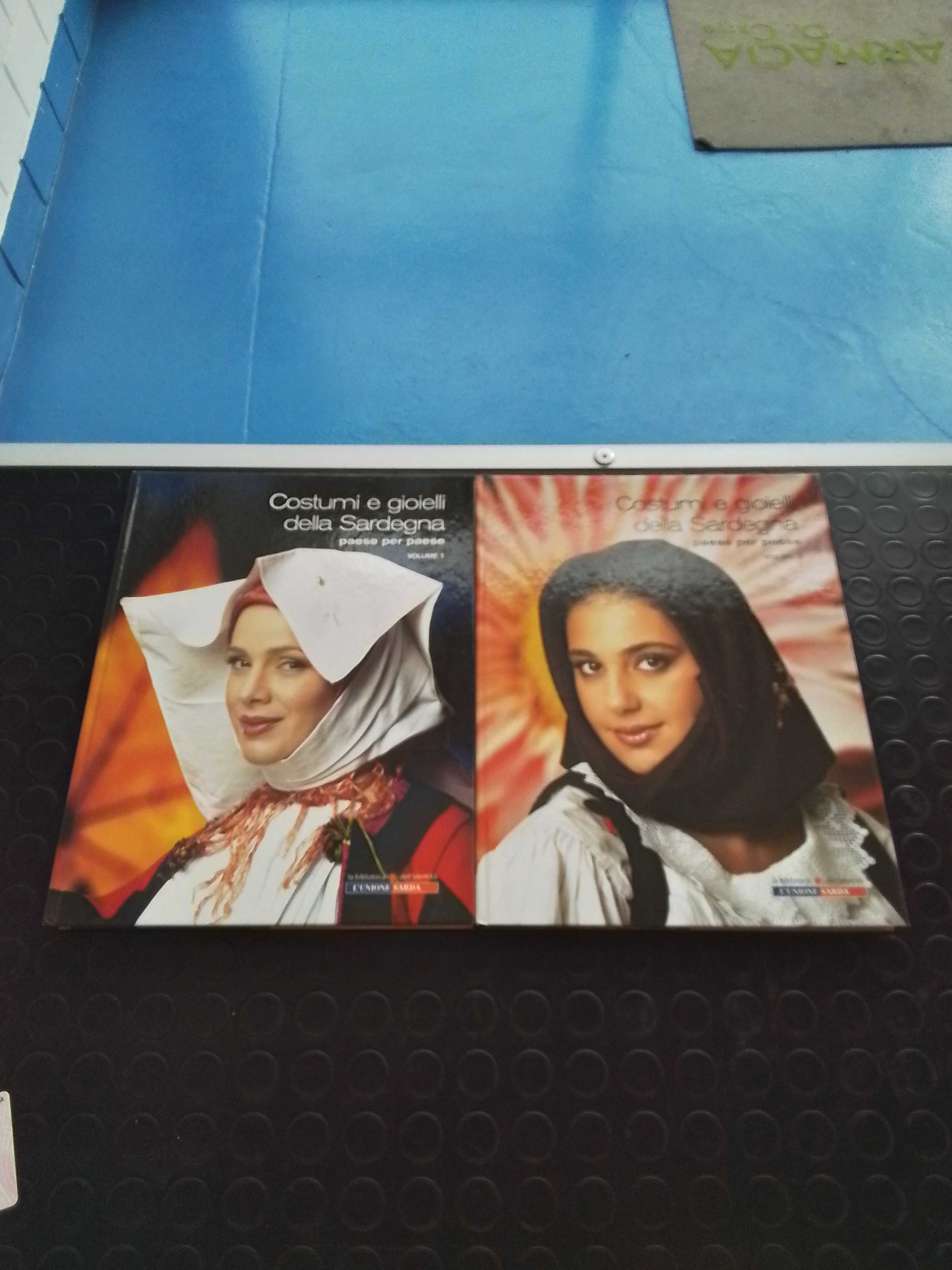 libri sui gioielli e costumi sardi