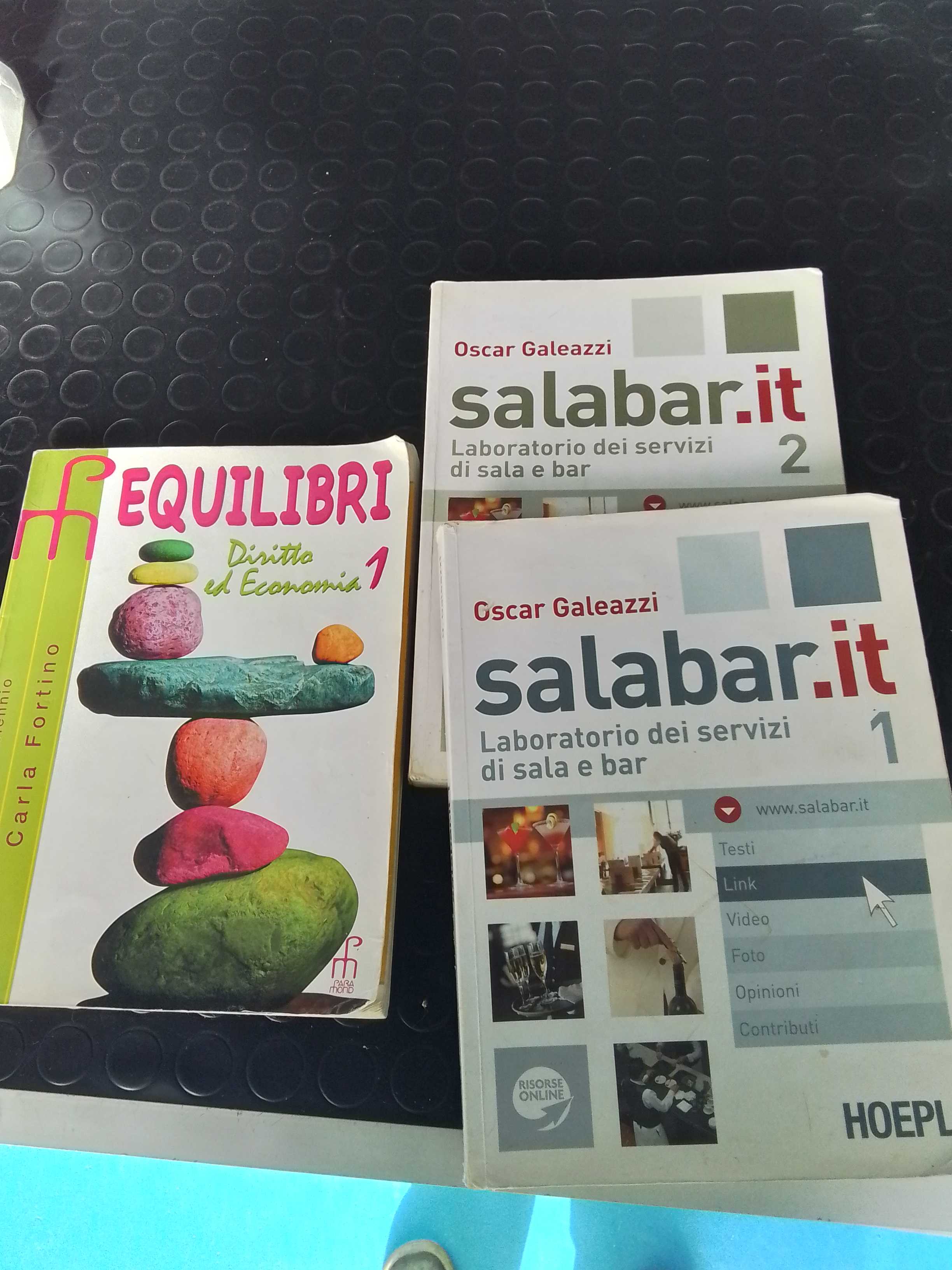 tris libri/manuali 