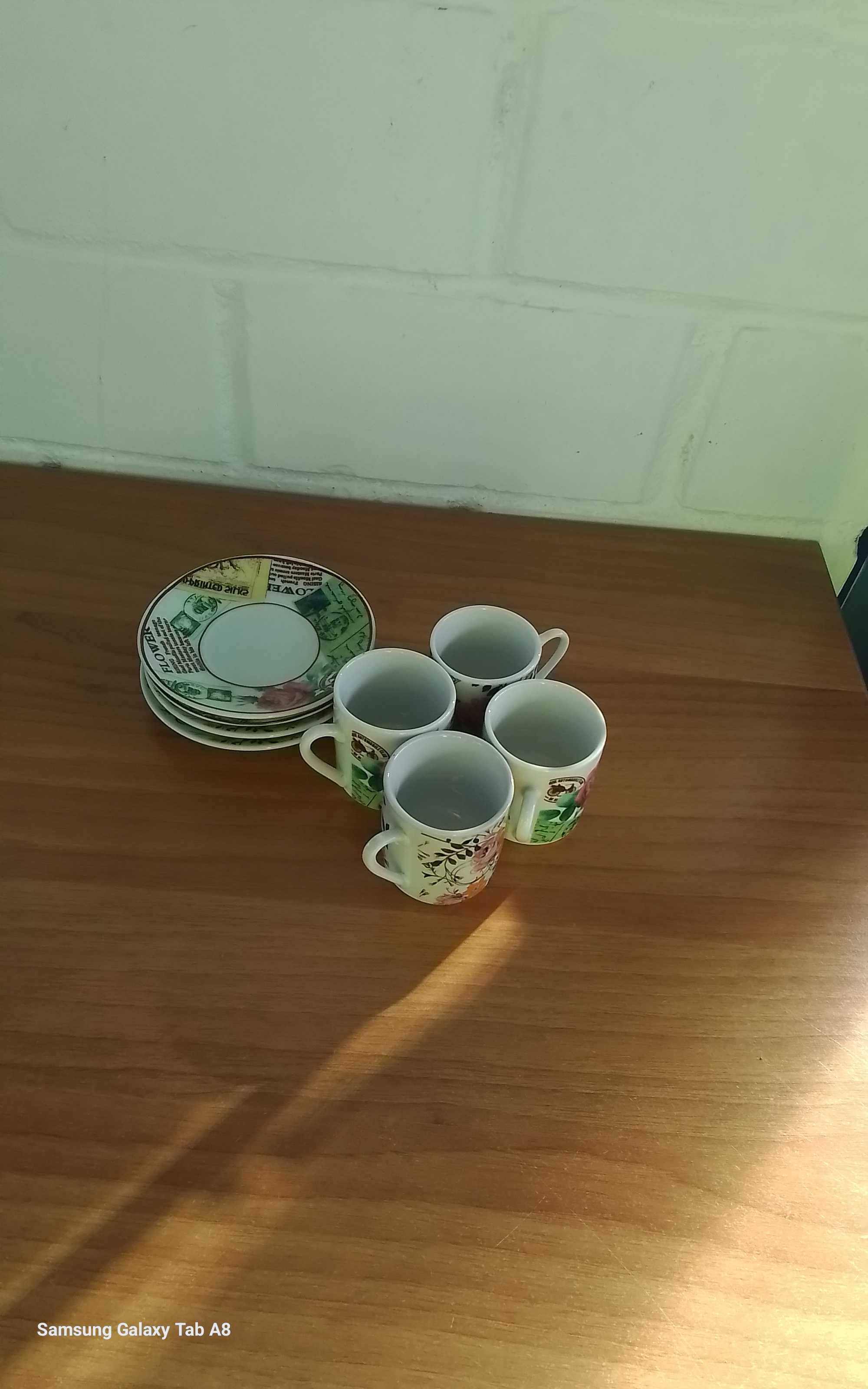 set 4 tazzine caffe'